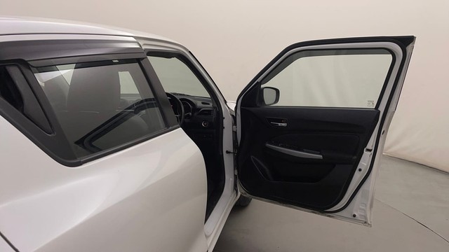 Second-hand 2018 Maruti Swift ZXI Plus AMT for sale in Mysore-16