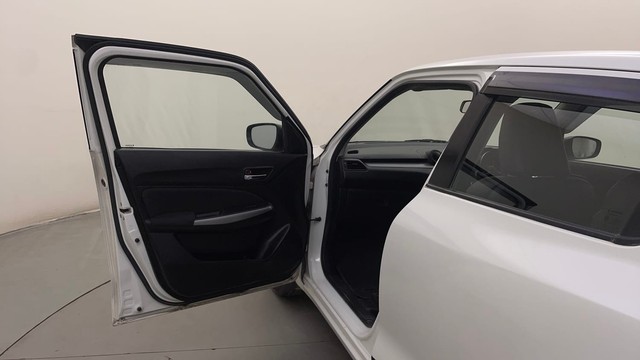 Second-hand 2018 Maruti Swift ZXI Plus AMT for sale in Mysore-28