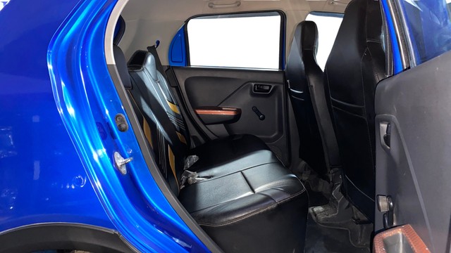 Second-hand 2023 Maruti Alto K10 VXI for sale in Kolkata-16