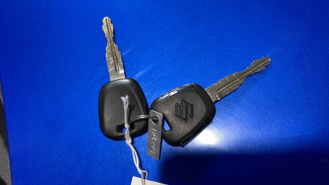 Second-hand 2023 Maruti Alto K10 VXI for sale in Kolkata-21