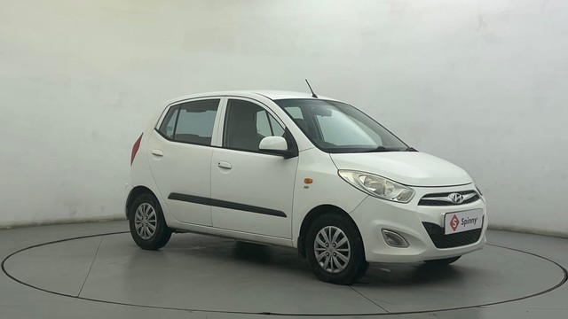 Second-hand 2014 Hyundai i10 Sportz 1.1L for sale in Ahmedabad-1