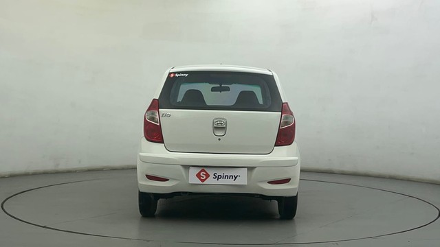 Second-hand 2014 Hyundai i10 Sportz 1.1L for sale in Ahmedabad-4