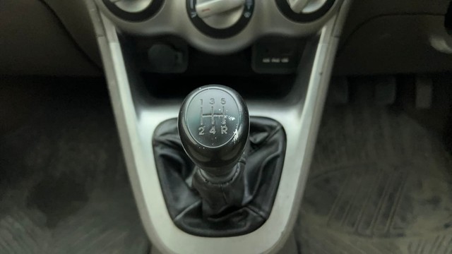 Second-hand 2014 Hyundai i10 Sportz 1.1L for sale in Ahmedabad-12