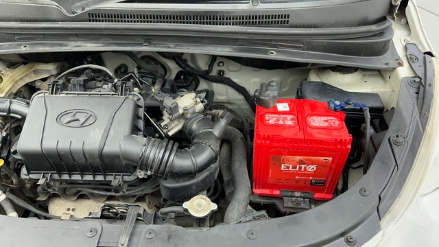 Second-hand 2014 Hyundai i10 Sportz 1.1L for sale in Ahmedabad-39