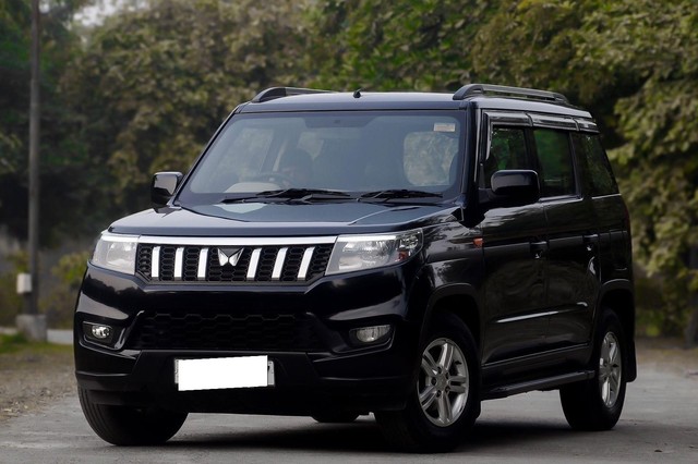 Second-hand 2023 Mahindra Bolero Neo N10 R BSVI for sale in New Delhi-4