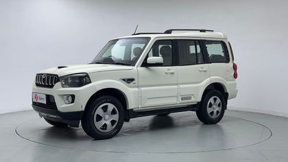 2022 Mahindra Scorpio S9
