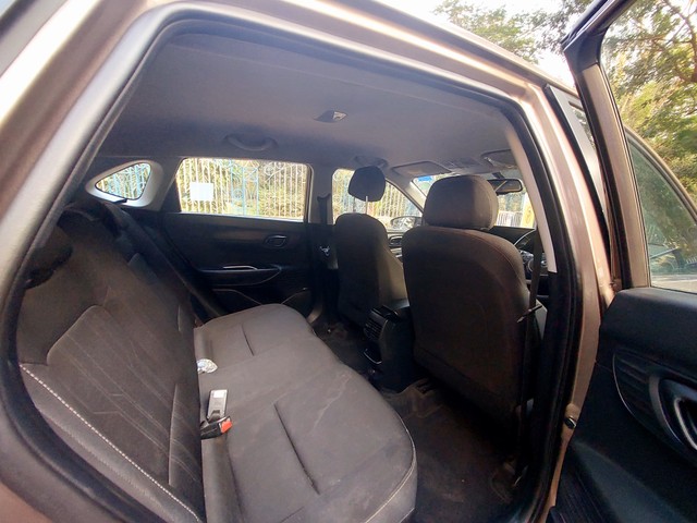 Second-hand 2020 Hyundai i20 Asta BSVI for sale in Kolkata-11