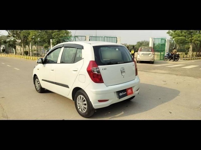 Second-hand 2015 Hyundai i10 Sportz 1.1L for sale in Noida-5