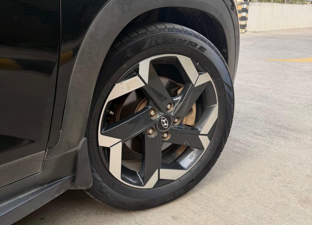 Second-hand 2022 Hyundai Alcazar Signature Diesel AT for sale in Hyderabad-6