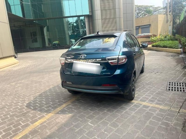 Second-hand 2022 Tata Tigor EV XZ Plus for sale in Mumbai-3