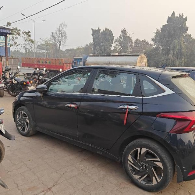 Second-hand 2023 Hyundai i20 Asta for sale in Samastipur-3
