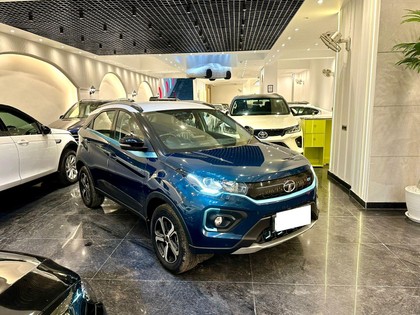 Second-hand 2022 Tata Nexon EV XZ Plus for sale in New Delhi