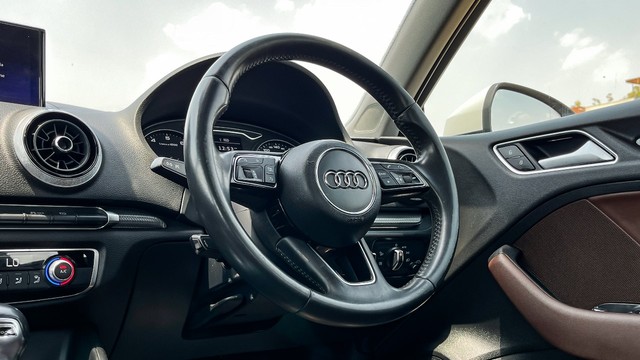 Second-hand 2019 Audi A3 35 TFSI Premium for sale in New Delhi-11