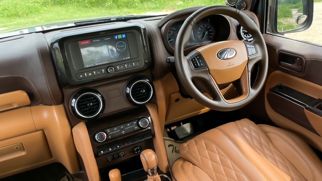 Second-hand 2020 Mahindra Thar LX 4WD Hard Top Diesel AT BSVI for sale in New Delhi-15