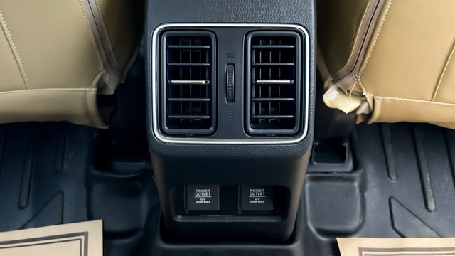 Second-hand 2022 Honda City VX MT for sale in New Delhi-21