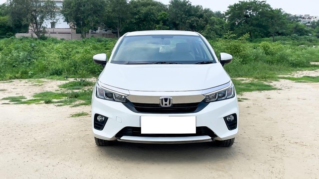 Second-hand 2022 Honda City VX MT for sale in New Delhi-4