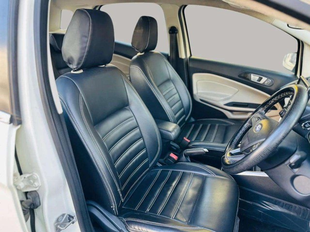 Second-hand 2021 Ford Ecosport Titanium Diesel for sale in Ahmedabad-15