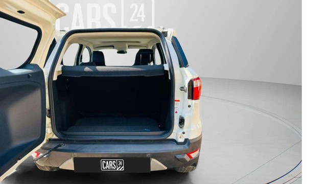 Second-hand 2021 Ford Ecosport Titanium Diesel for sale in Ahmedabad-20