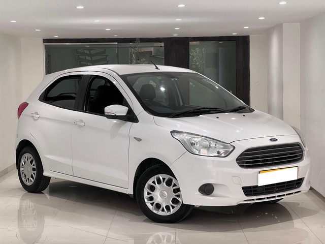 Second-hand 2015 Ford Figo 1.2P Trend MT for sale in Hyderabad-6