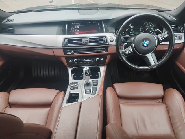 Second-hand 2017 BMW 5 Series 520d M Sport for sale in Agra-13