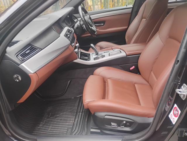 Second-hand 2017 BMW 5 Series 520d M Sport for sale in Agra-10