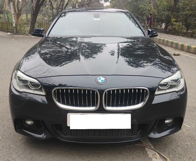 Second-hand 2017 BMW 5 Series 520d M Sport for sale in Agra-6
