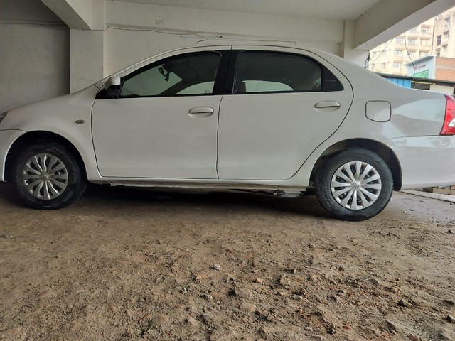 Second-hand 2018 Toyota Etios 1.4 GXD for sale in Allahabad-2