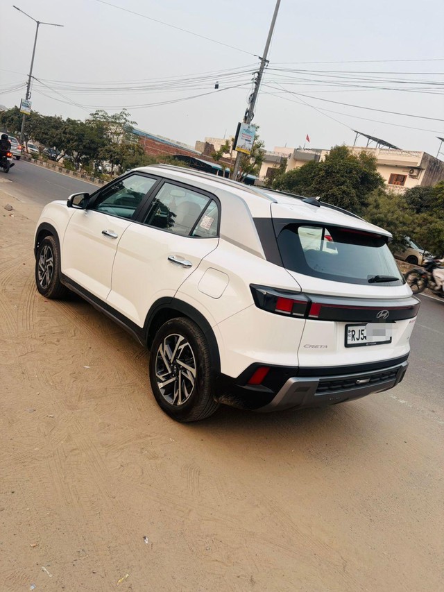 Second-hand 2025 Hyundai Creta SX (O) Diesel AT for sale in Jaipur-4