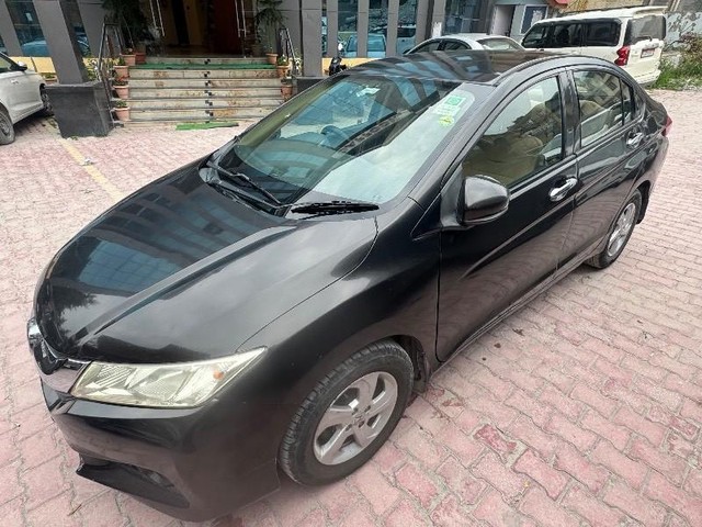 Second-hand 2014 Honda City i DTEC VX for sale in Manali-14