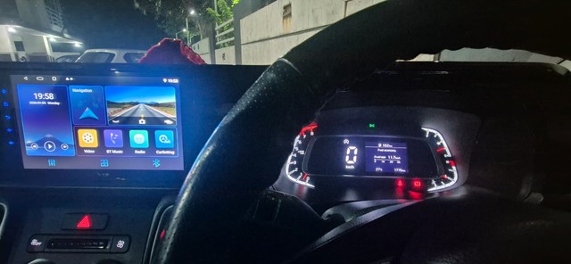 Second-hand 2024 Kia Sonet HTK for sale in Surat-3