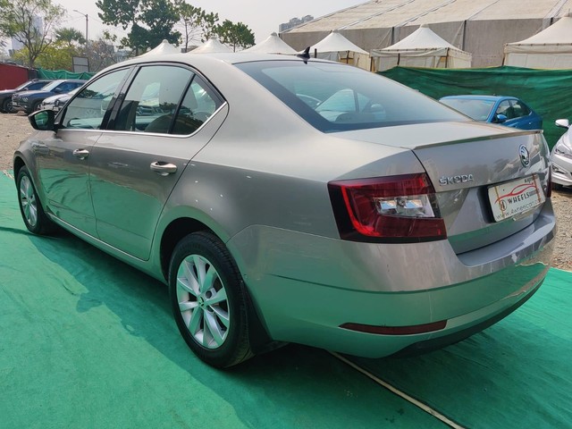 Skoda Octavia 1.8 TSI AT L K Second-hand 2019 Skoda Octavia 1.8 TSI AT L K for sale in Mumbai-20
