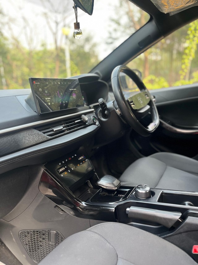 Second-hand 2023 Tata Nexon EV Fearless MR for sale in Mumbai-20