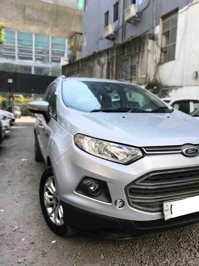 Second-hand 2016 Ford Ecosport 1.5 TDCi Titanium BSIV for sale in Surat-2
