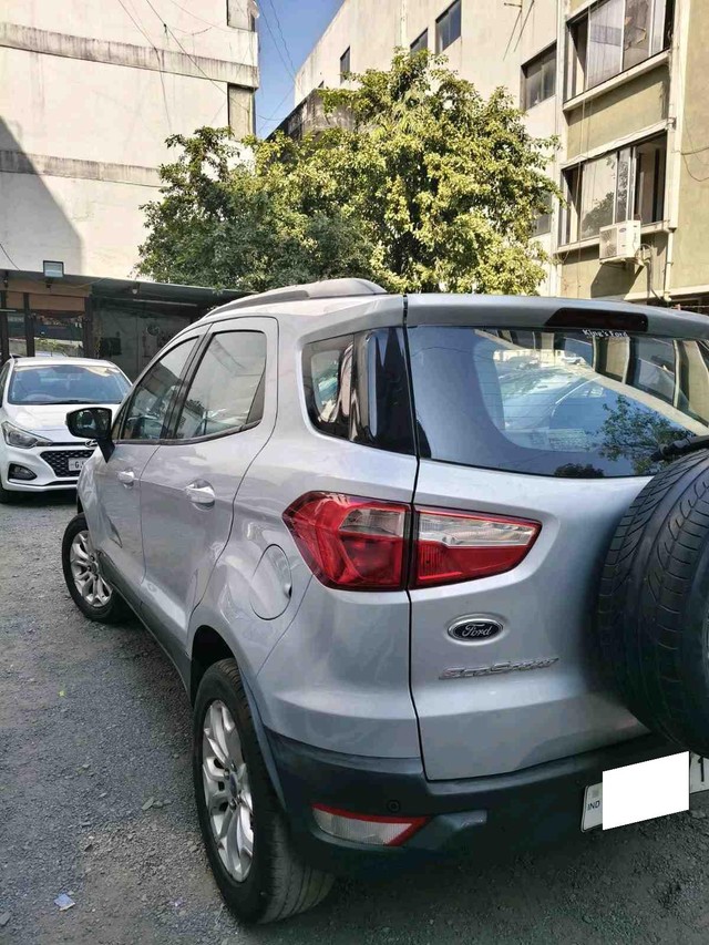 Second-hand 2016 Ford Ecosport 1.5 TDCi Titanium BSIV for sale in Surat-6
