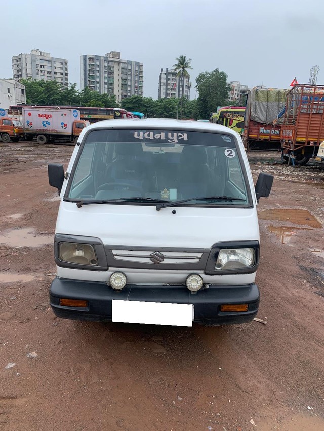 Second-hand 2013 Maruti Suzuki Omni CNG for sale in Surat-0