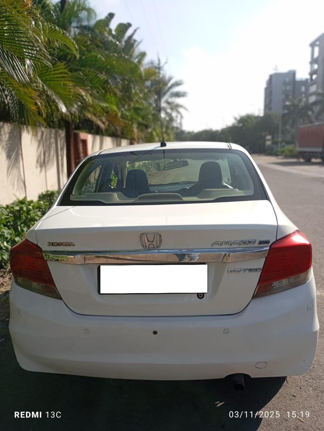 Second-hand 2015 Honda Amaze SX i-DTEC for sale in Surat-2