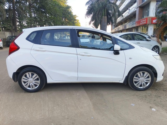 Second-hand 2017 Honda Jazz 1.5 S i DTEC for sale in Surat-1