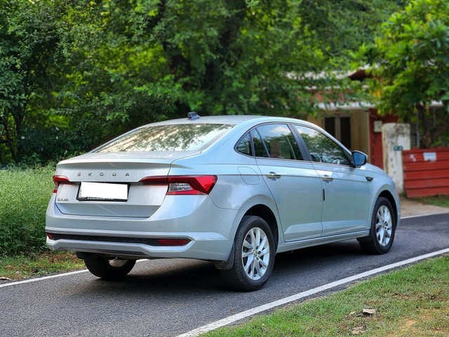 Second-hand 2023 Skoda Slavia 1.0 TSI Ambition BSVI for sale in New Delhi-7
