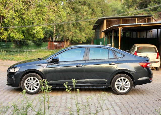 Second-hand 2022 Skoda Slavia 1.0 TSI Ambition AT BSVI for sale in New Delhi-4