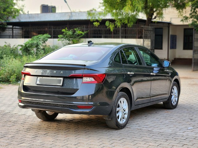 Second-hand 2022 Skoda Slavia 1.0 TSI Ambition AT BSVI for sale in New Delhi-10