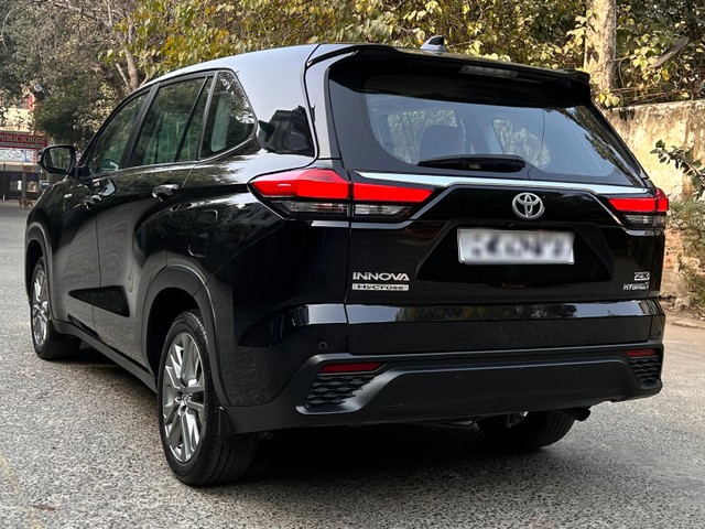 Second-hand 2024 Toyota Innova Hycross ZX(O) Hybrid for sale in New Delhi-14