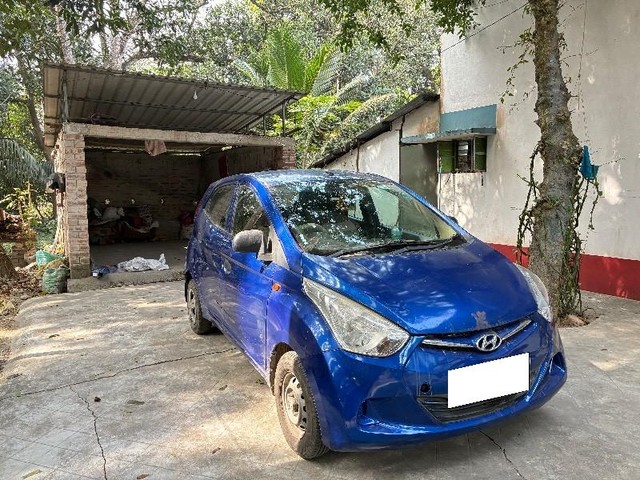 Second-hand 2014 Hyundai EON Era Plus for sale in Nadia-3