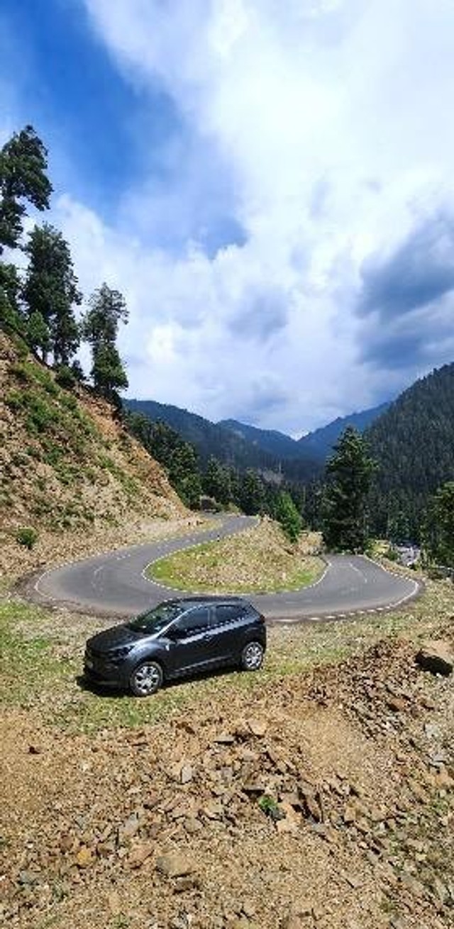 Second-hand 2021 Tata Altroz XM plus BSVI for sale in Anantnag-4