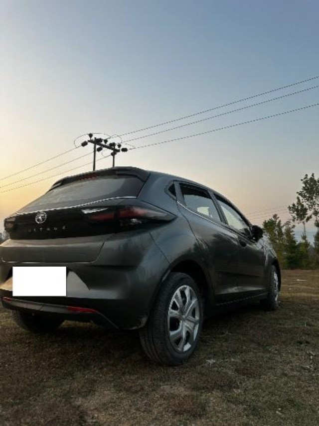 Second-hand 2021 Tata Altroz XM plus BSVI for sale in Anantnag-5
