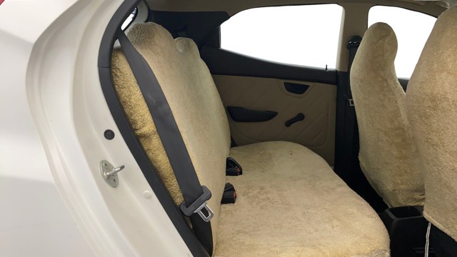 Second-hand 2018 Hyundai EON Era Plus for sale in Lucknow-16