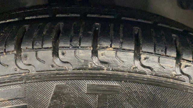 Second-hand 2018 Hyundai EON Era Plus for sale in Lucknow-28