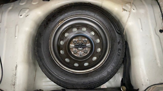 Second-hand 2018 Hyundai EON Era Plus for sale in Lucknow-27