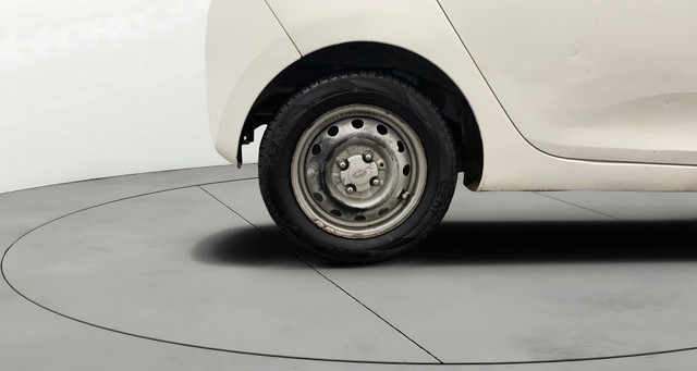 Second-hand 2018 Hyundai EON Era Plus for sale in Lucknow-24