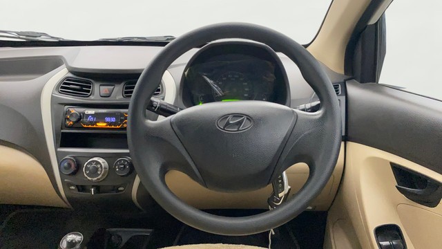 Second-hand 2018 Hyundai EON Era Plus for sale in Lucknow-12
