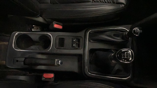 Second-hand 2023 Mahindra Thar LX 4WD Hard Top BSVI for sale in Lucknow-13